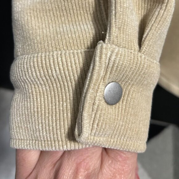 Forever 21 Tan/Beige Corduroy Shacket Women's Size S - Picture 4 of 8